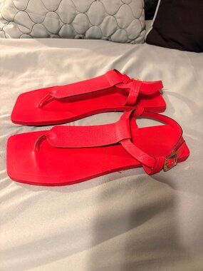 Sandals size8